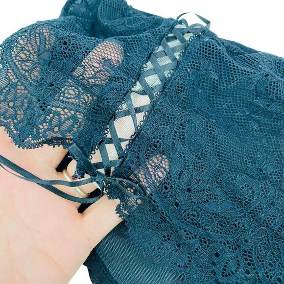 Adore Me Black Sheer Lace Hipster Lace Up Hip Detail Plus Size 3XL - Picture 2 of 8